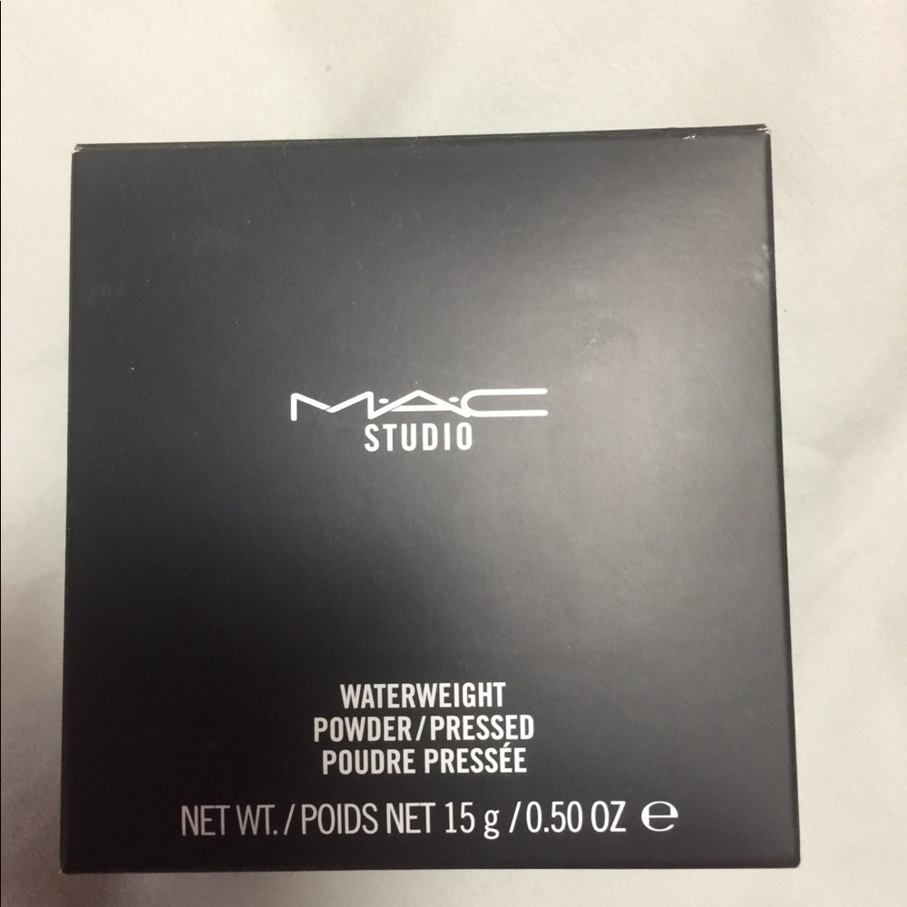 Mac powder press light plus color